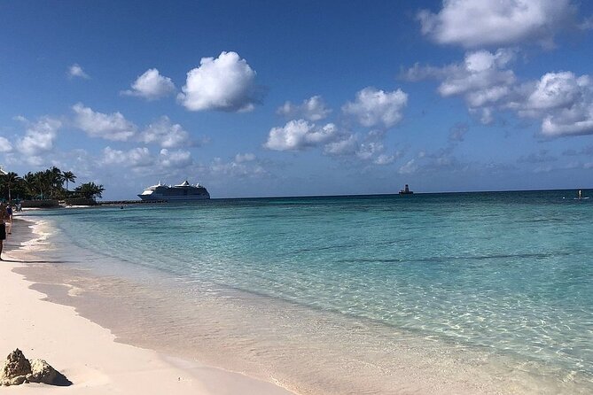 4 Stops Tour: Stingray, Snorkeling, Starfish & 7 Mile Beach - Starfish Point is quieter and slower
