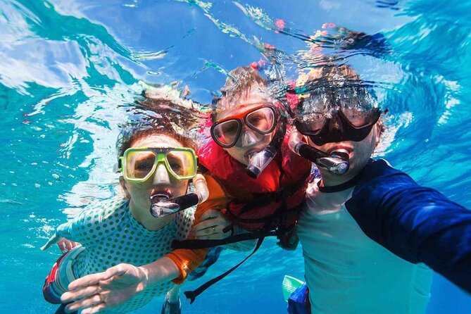 Cayman Ultimate Tour: Stingrays, Starfish Point and Crystal Caves - Cayman Crystal Caves: a cool finish underground