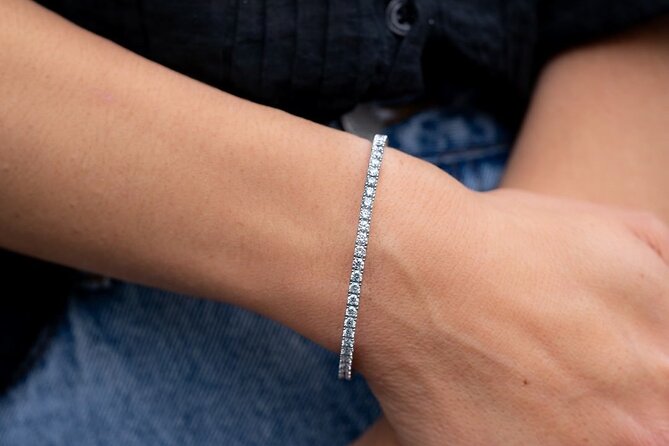 Diamonds and Cocktails a Shopping Experience in Grand Cayman - How the personal jewelry consultation works