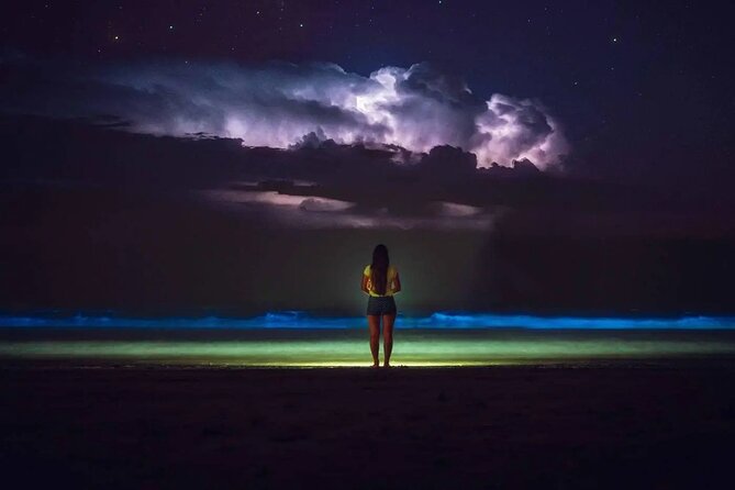 Grand Cayman Bioluminescence Adventure - The Cayman Kai bioluminescent bay