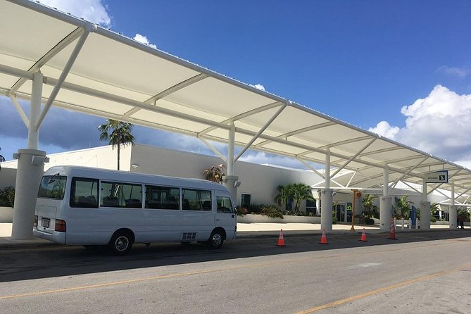 Grand Cayman Shared Airport Transfer - Round trip service and the journey back to the airport