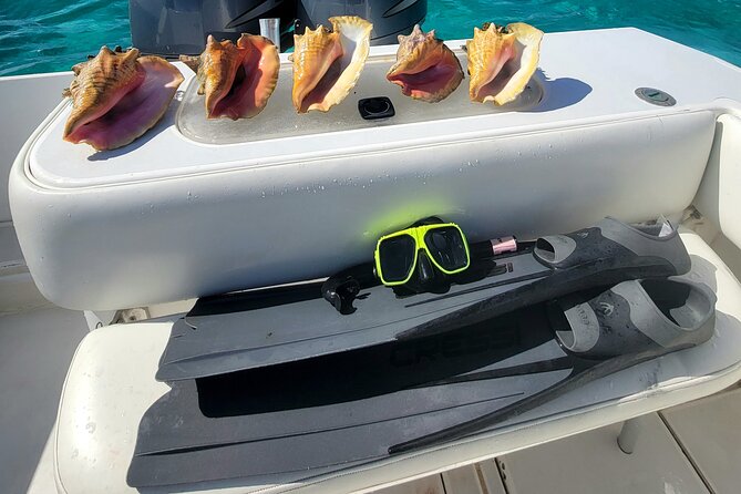 Private Boat Charter in Cayman Islands - Starfish Point keeps the middle of the day gentle