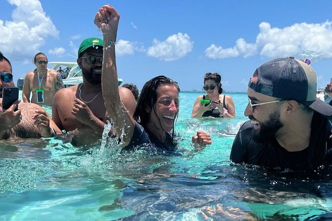 Private Boat Charter in Cayman Islands - Barrier Reef snorkeling for a change of pace