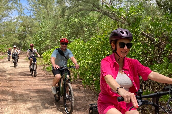 Private E-Bike Adventure in the Cayman Islands - What the private format changes