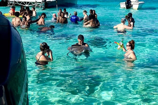 Private Half Day Boat Tour, 3 locations of your choice - What the $800 price really means