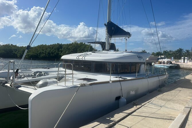Private Luxury Catamaran Tour to Stingray City and Snorkel - Key points to know before booking