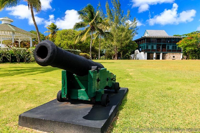 Skip the Line: Guided Tour and Rum Tasting Experience - Inside the Great House with a guide