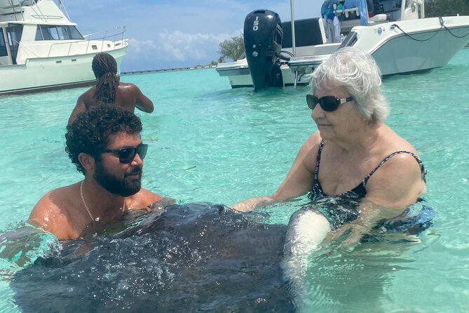 Stingray City and Snorkeling Private Charter - Meeting point, equipment, and practical details
