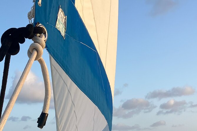 Stingray City Catamaran Sunset Tour - The main concern: schedule changes and expectations